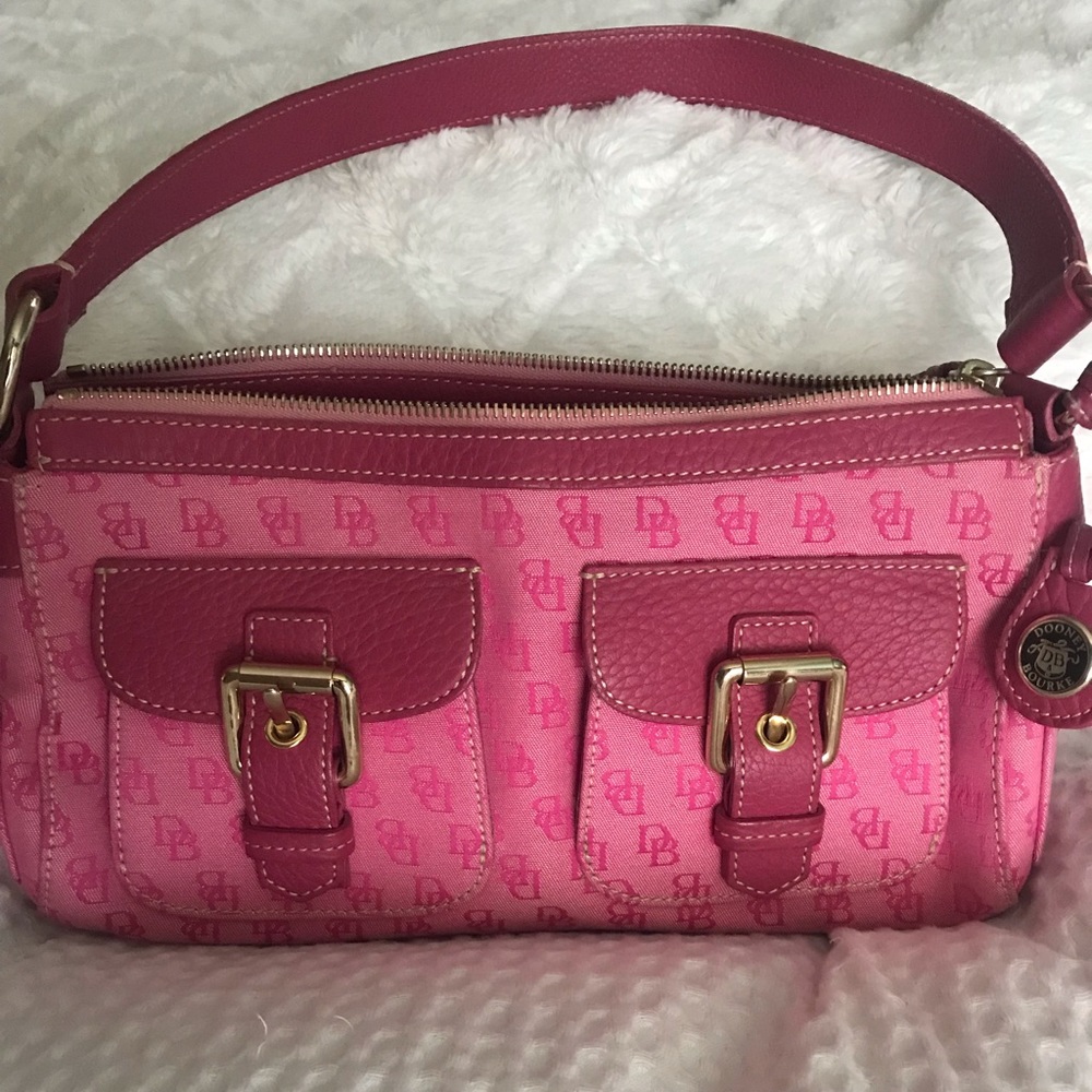 Dooney & Bourke Bag